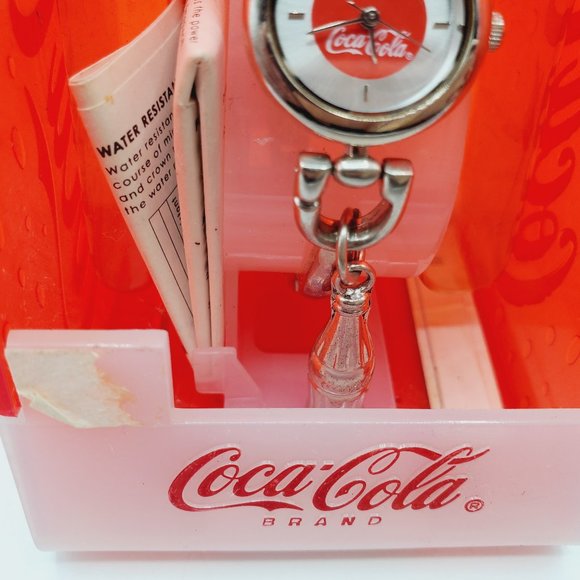 NEW VINTAGE circa late 1990\'s COCA COLA WATCH CCW184 main image 4